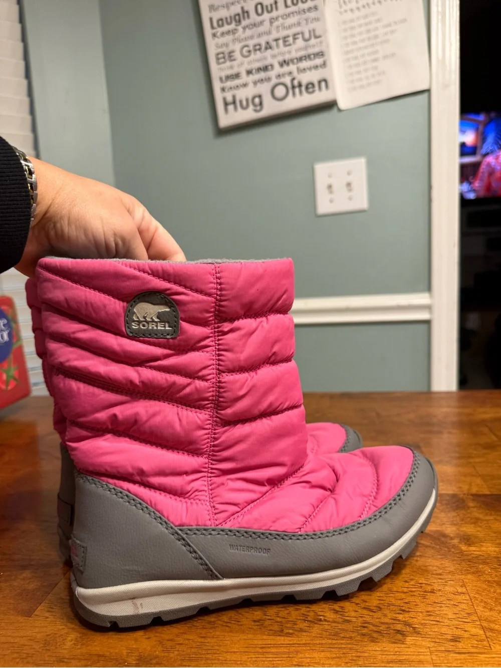 SOREL Kids Whitney Mid Waterproof Winter Boots Pink Ice/Quarry Size 6